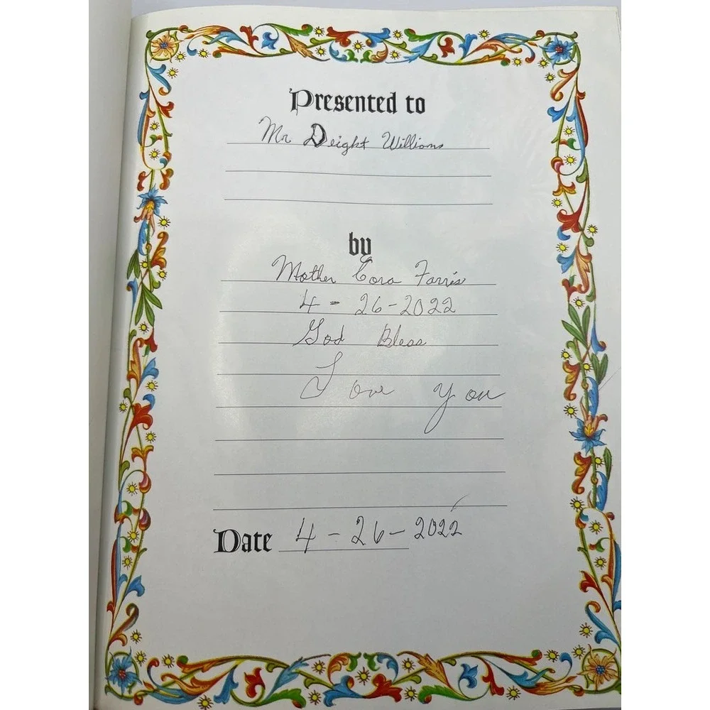 Guiding Light KJV Bible - White - Beautiful - Color Illustrations‎ - White/Gold